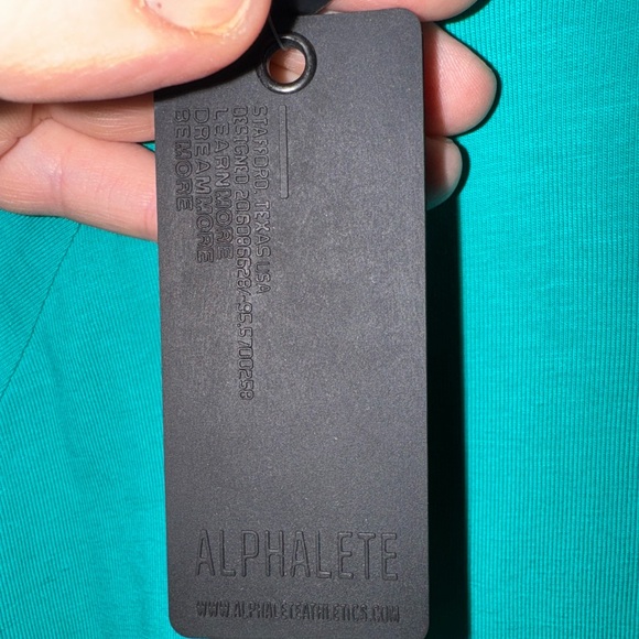 Alphalete Fitted tee brand new - NWT - Picture 4 of 4